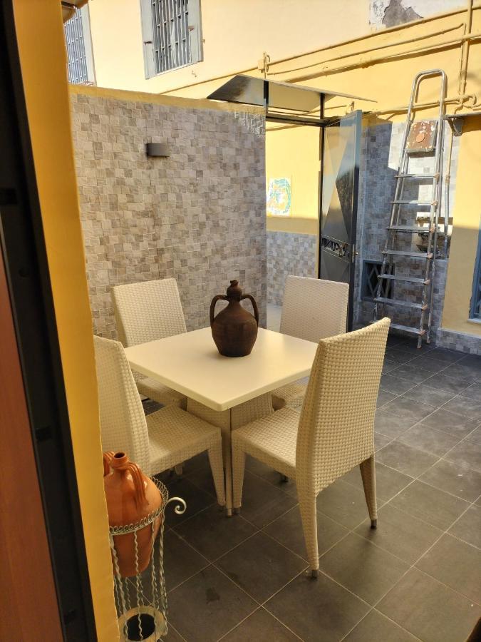 Ferienwohnung Dimora Di Don Kikkone Neapel Exterior foto