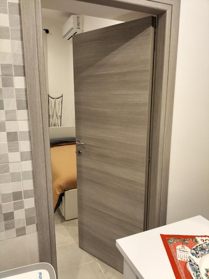 Ferienwohnung Dimora Di Don Kikkone Neapel Exterior foto